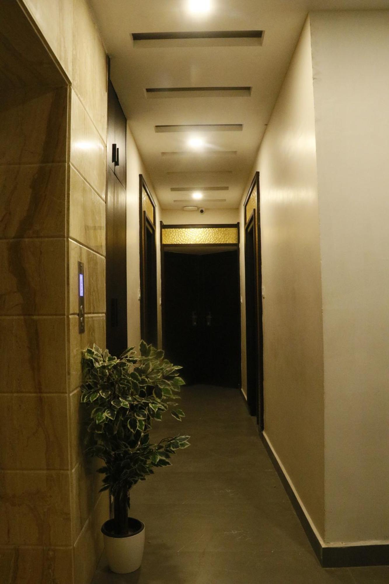 Cosmo Grande Hotel Chennai Exterior foto
